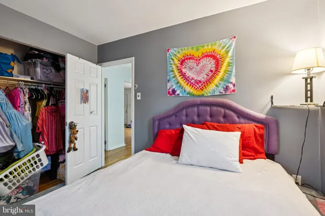 $405,000 | 323 Westminster Boulevard, Blackwood, NJ 08012