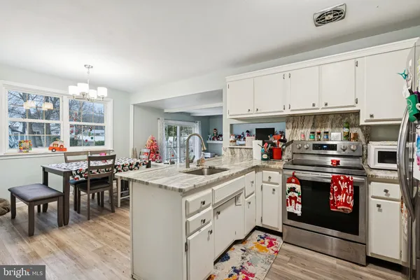 $395,000 | 323 Westminster Boulevard, Blackwood, NJ 08012