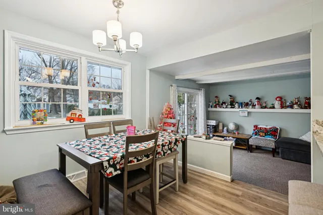 $405,000 | 323 Westminster Boulevard, Blackwood, NJ 08012