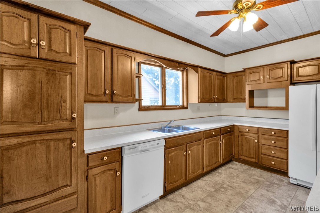 6436 Webster Road Orchard Park, NY 14127 - Photo 14 of 42