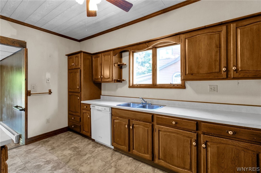 6436 Webster Road Orchard Park, NY 14127 - Photo 15 of 42