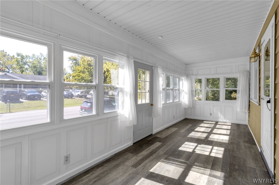 6436 Webster Road Orchard Park, NY 14127 - Photo 5 of 42