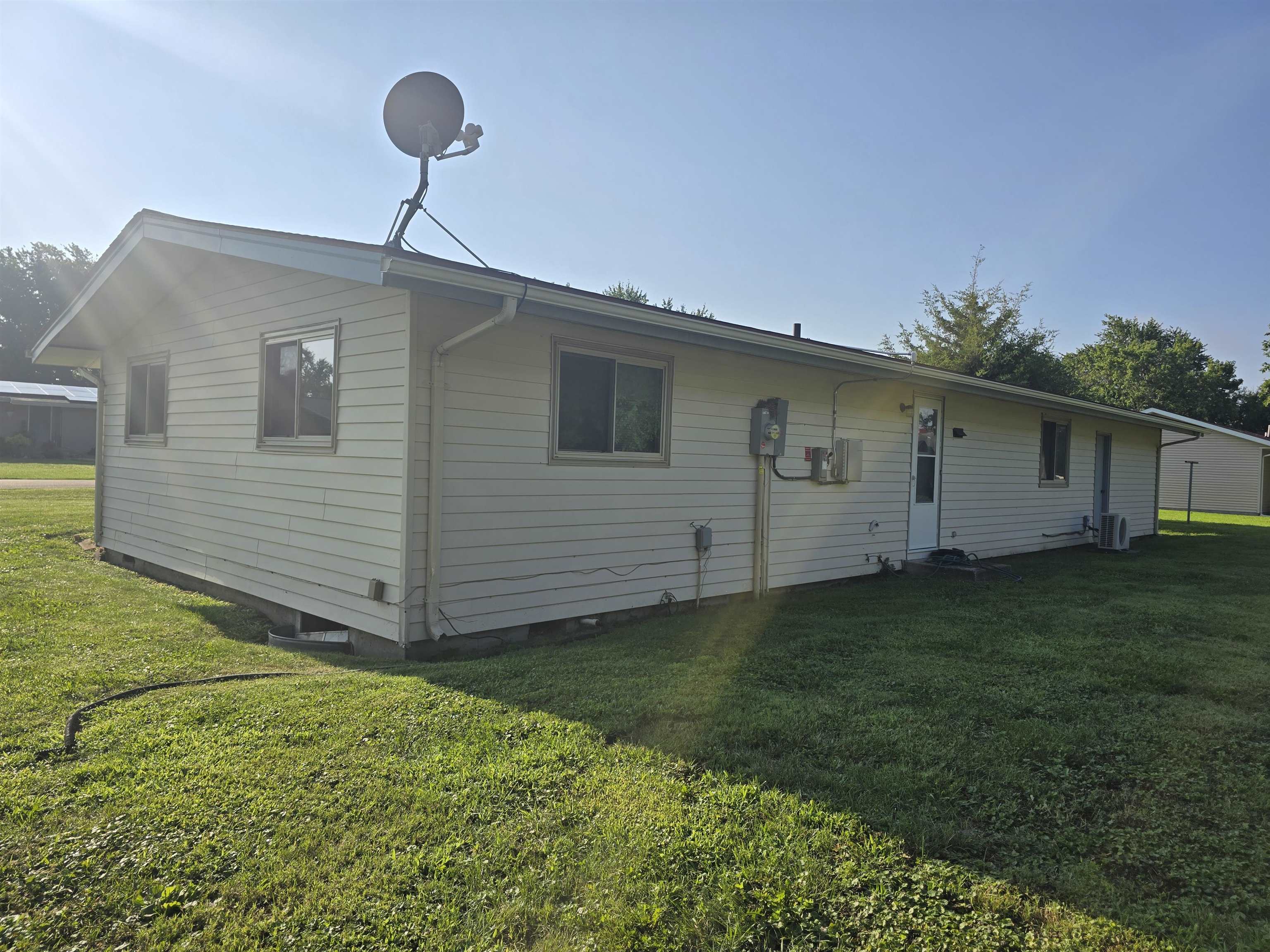 319 Rogers Road Carthage, IL 62321 - Photo 21 of 22 Gallery Image 21
