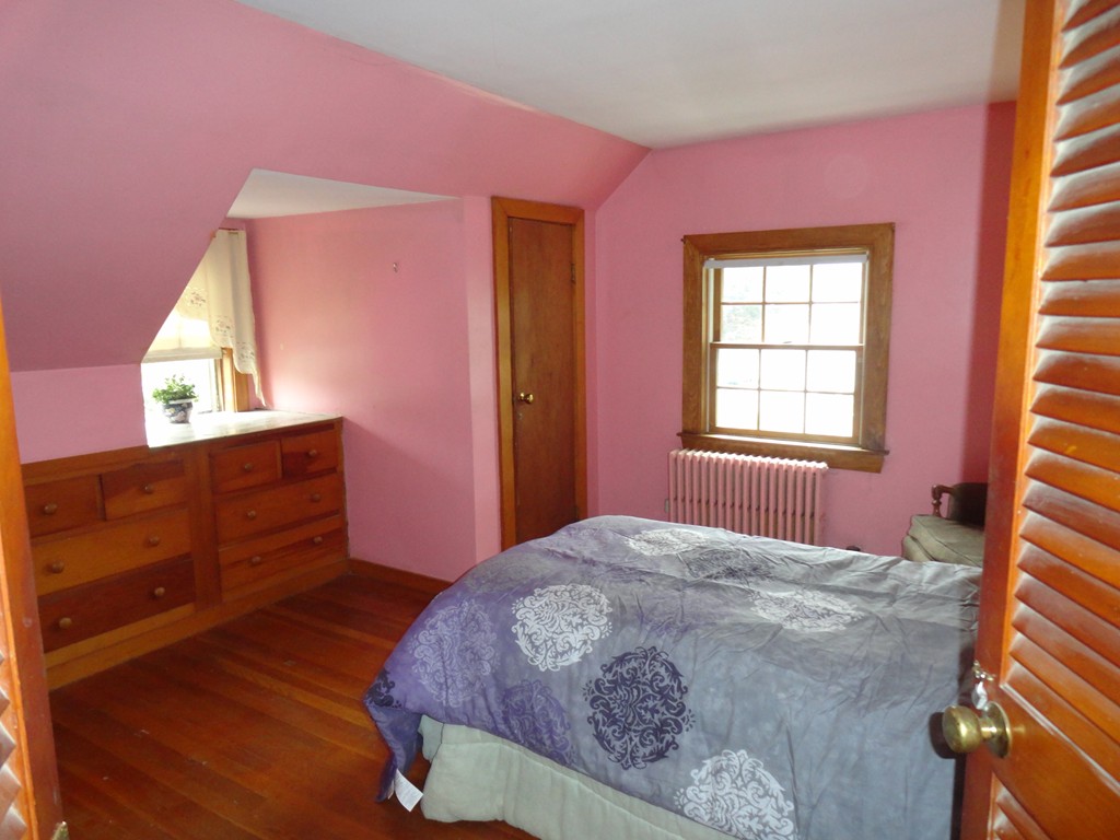 65 Howie Road Braintree, MA 02184 - Photo 8 of 15 Gallery Image 8