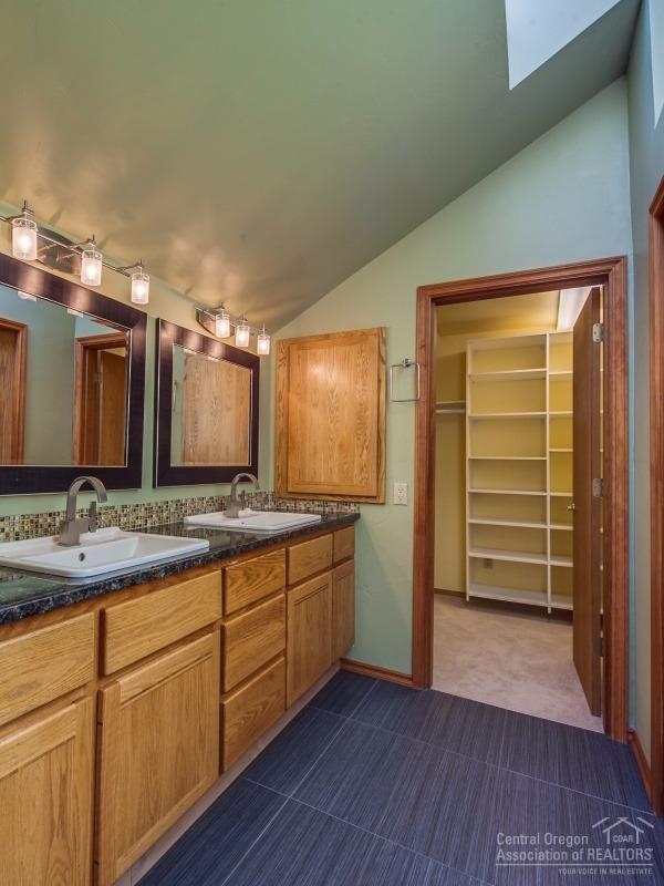 61500 Southwest Longview Street Bend, OR 97702 - Photo 17 of 25 Additional Photo