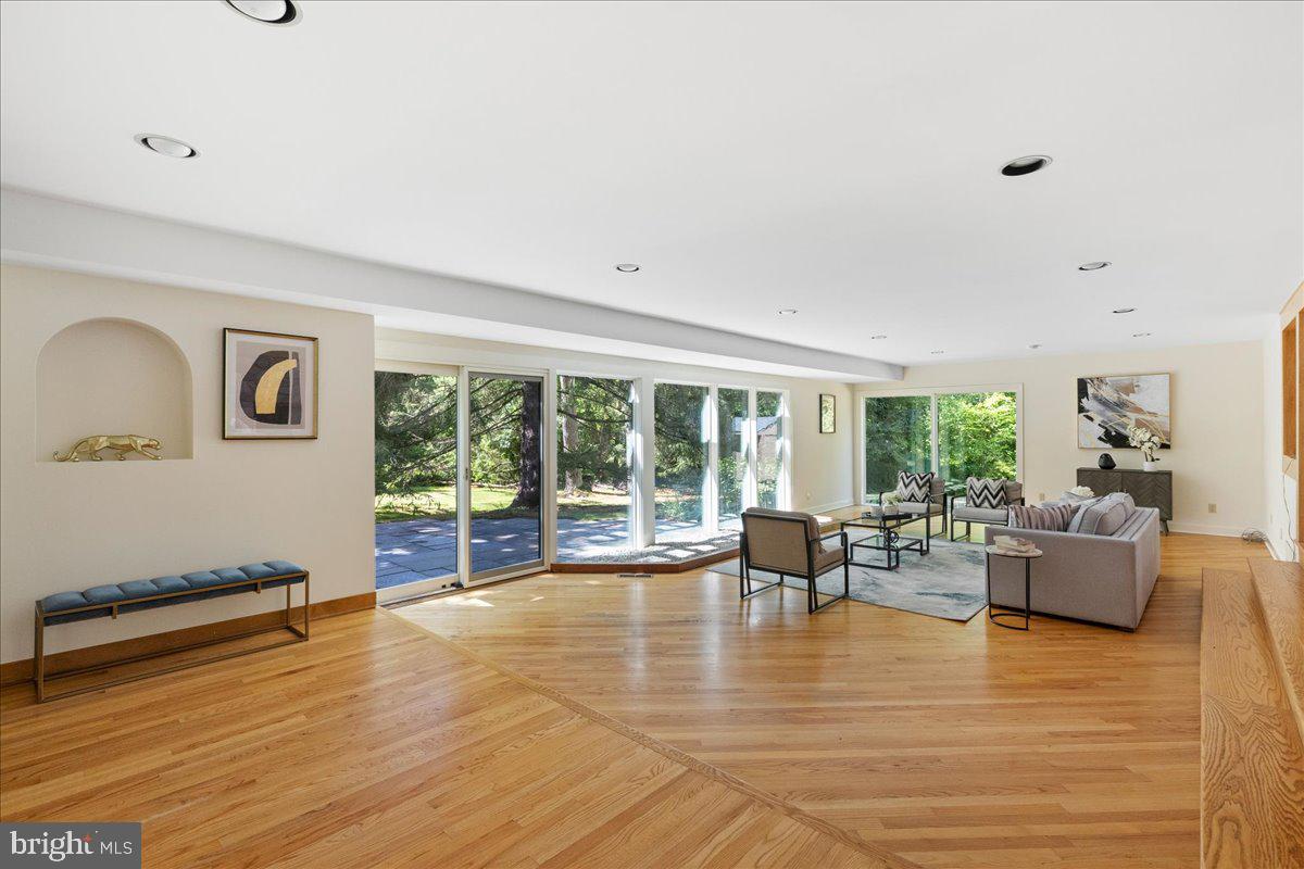 536 Cherry Valley Road Princeton, NJ 08540 - Photo 13 of 28