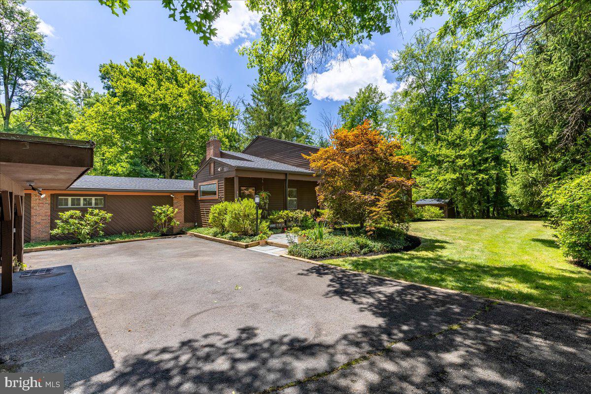 536 Cherry Valley Road Princeton, NJ 08540 - Photo 3 of 28