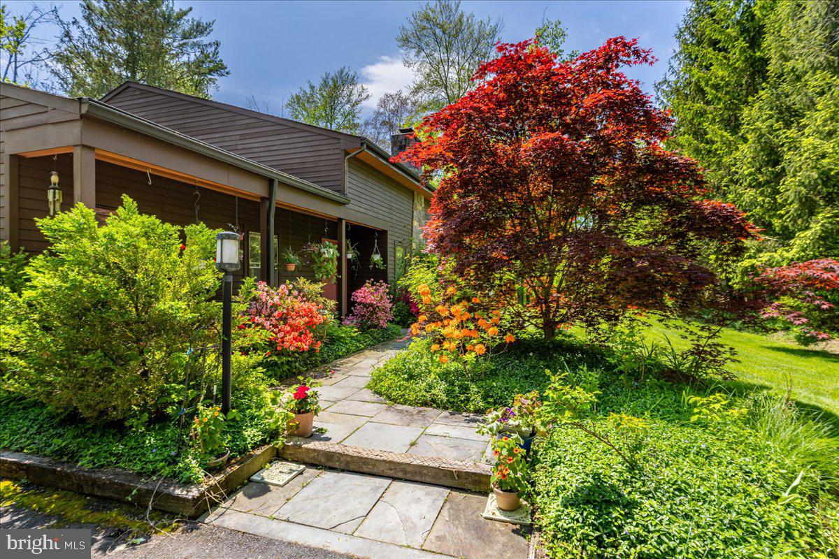 536 Cherry Valley Road Princeton, NJ 08540 - Photo 4 of 28
