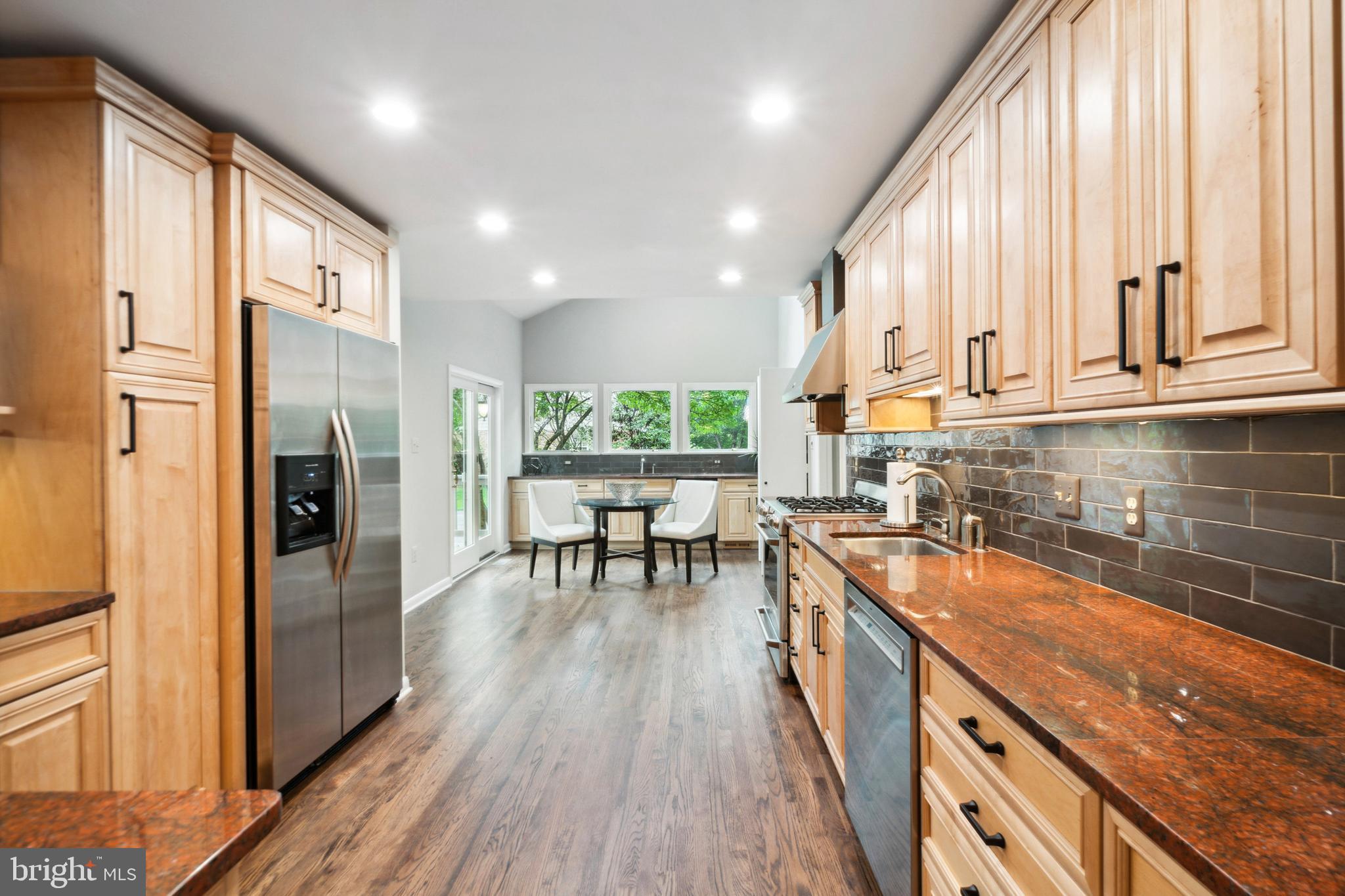 3238 Fox Mill Road Oakton, VA 22124 - Photo 16 of 41 Expansive Eat-in Kitchen