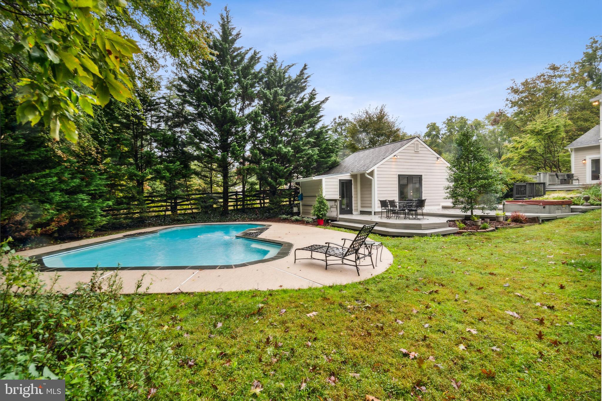 3238 Fox Mill Road Oakton, VA 22124 - Photo 30 of 41 Pool and Detached 2-Car Garage/Pool House