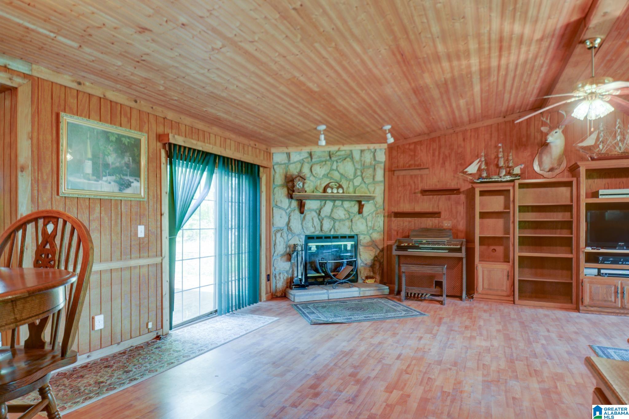 517 Indian Springs Road Rockford, AL 35136 - Photo 5 of 39