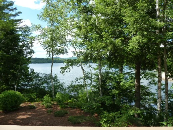 $2,500 | 9 Pioneer Point, Grantham, NH 03753