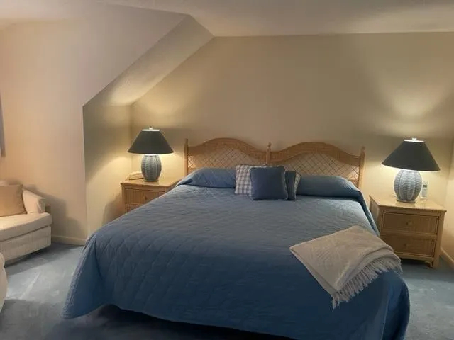 $2,500 | 9 Pioneer Point, Grantham, NH 03753