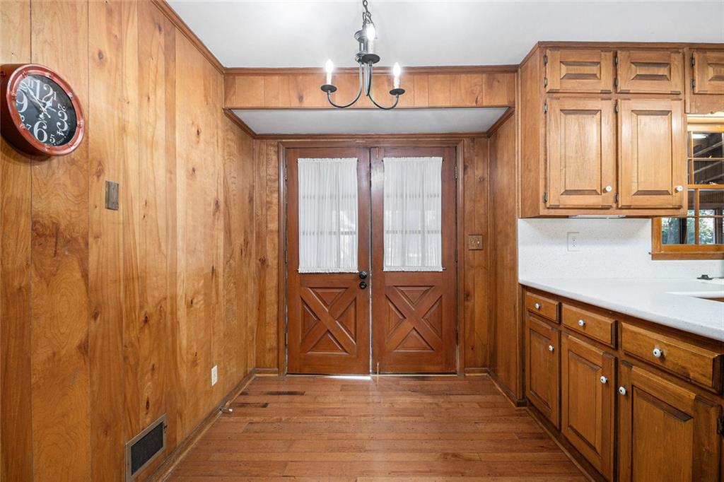 2437 Cardinal Way Tucker, GA 30084 - Photo 7 of 36