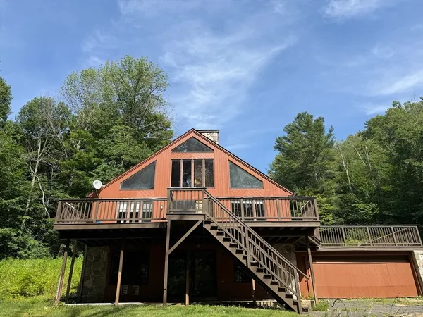 $535,000 | 73 Hardwick Pond Road, Ware, MA 01082