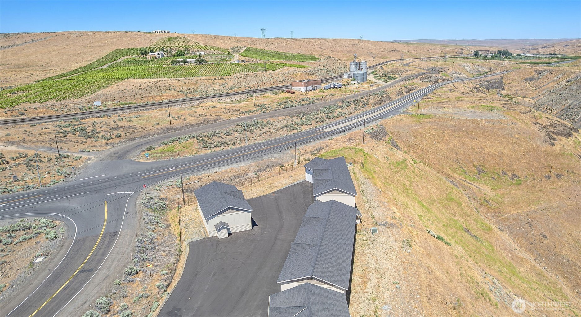 9967 Rd W 8 Northwest, Unit G41 Quincy, WA 98848 - Photo 22 of 27 a view of an ocean beach
