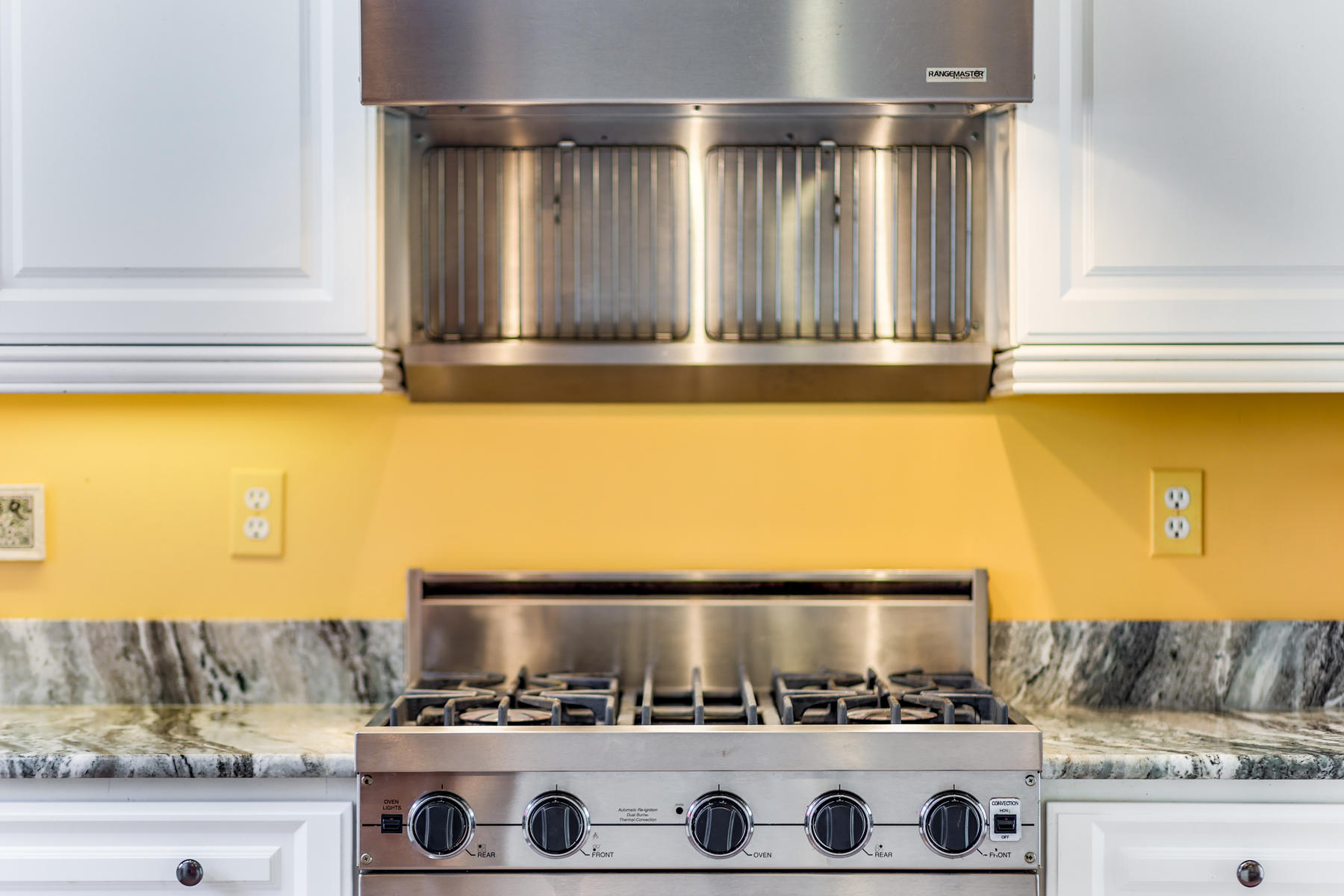 42 Inman Road Dennis Port, MA 02639 - Photo 19 of 51 Viking Range