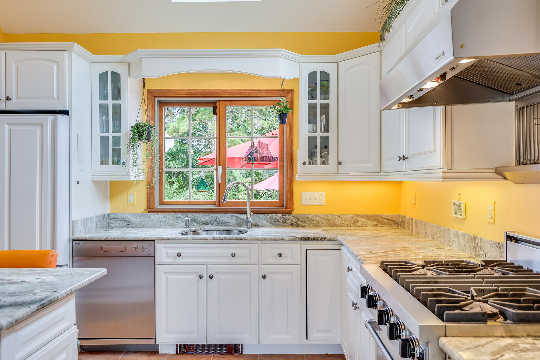 42 Inman Road Dennis Port, MA 02639 - Photo 23 of 51 Kitchen