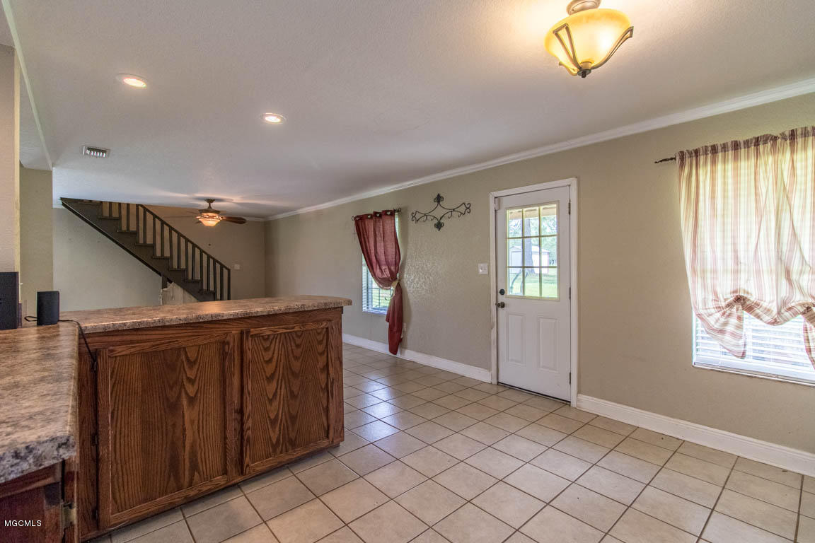 21470 Simoneaux Lane Saucier, MS 39574 - Photo 24 of 40 Kitchen bar 1.2