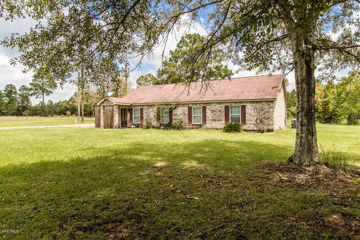 21470 Simoneaux Lane Saucier, MS 39574 - Photo 3 of 40 Outside front 1.3
