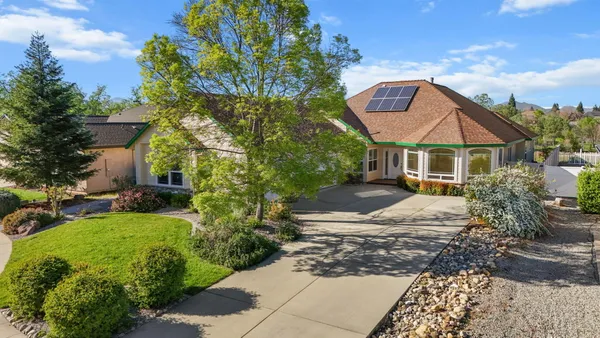 $660,000 | 2110 Cadjew Street, Redding, CA 96003