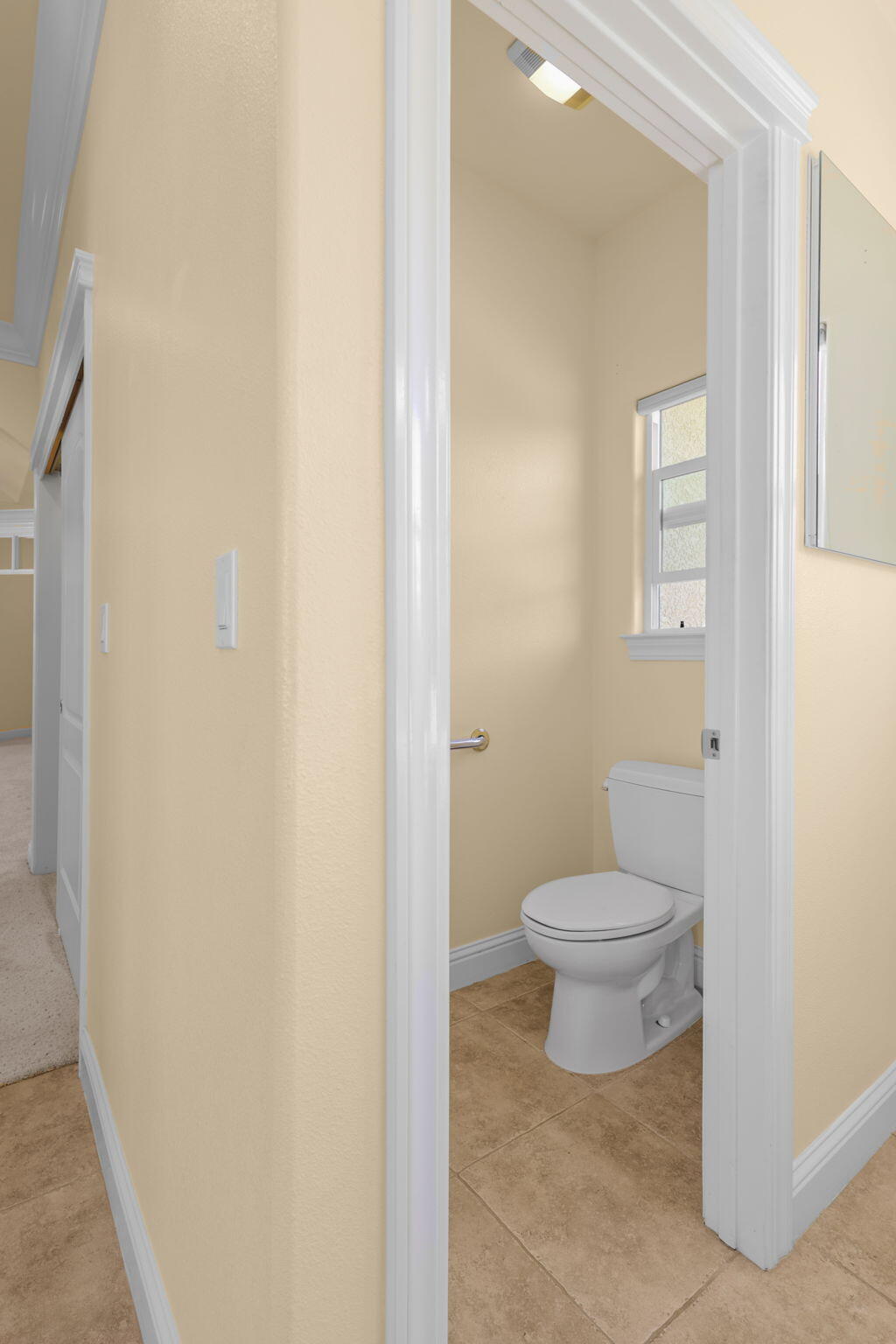 2110 Cadjew Street Redding, CA 96003 - Photo 18 of 61 Primary bathroom