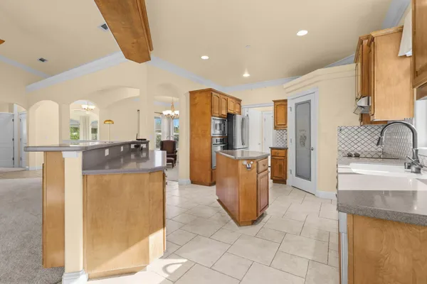 $660,000 | 2110 Cadjew Street, Redding, CA 96003