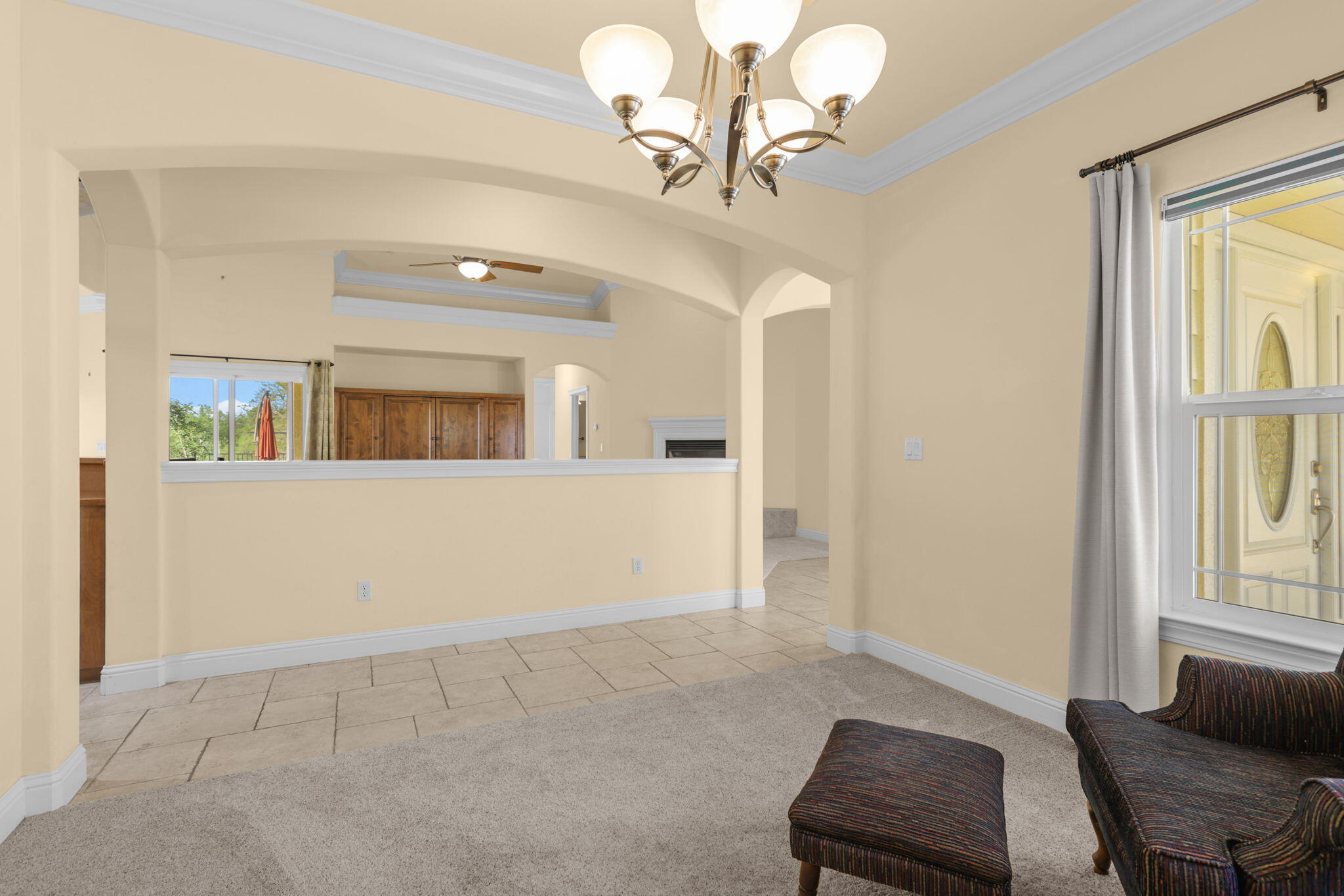 2110 Cadjew Street Redding, CA 96003 - Photo 41 of 61 Open to the living area