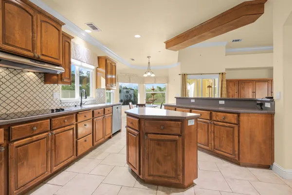 $660,000 | 2110 Cadjew Street, Redding, CA 96003