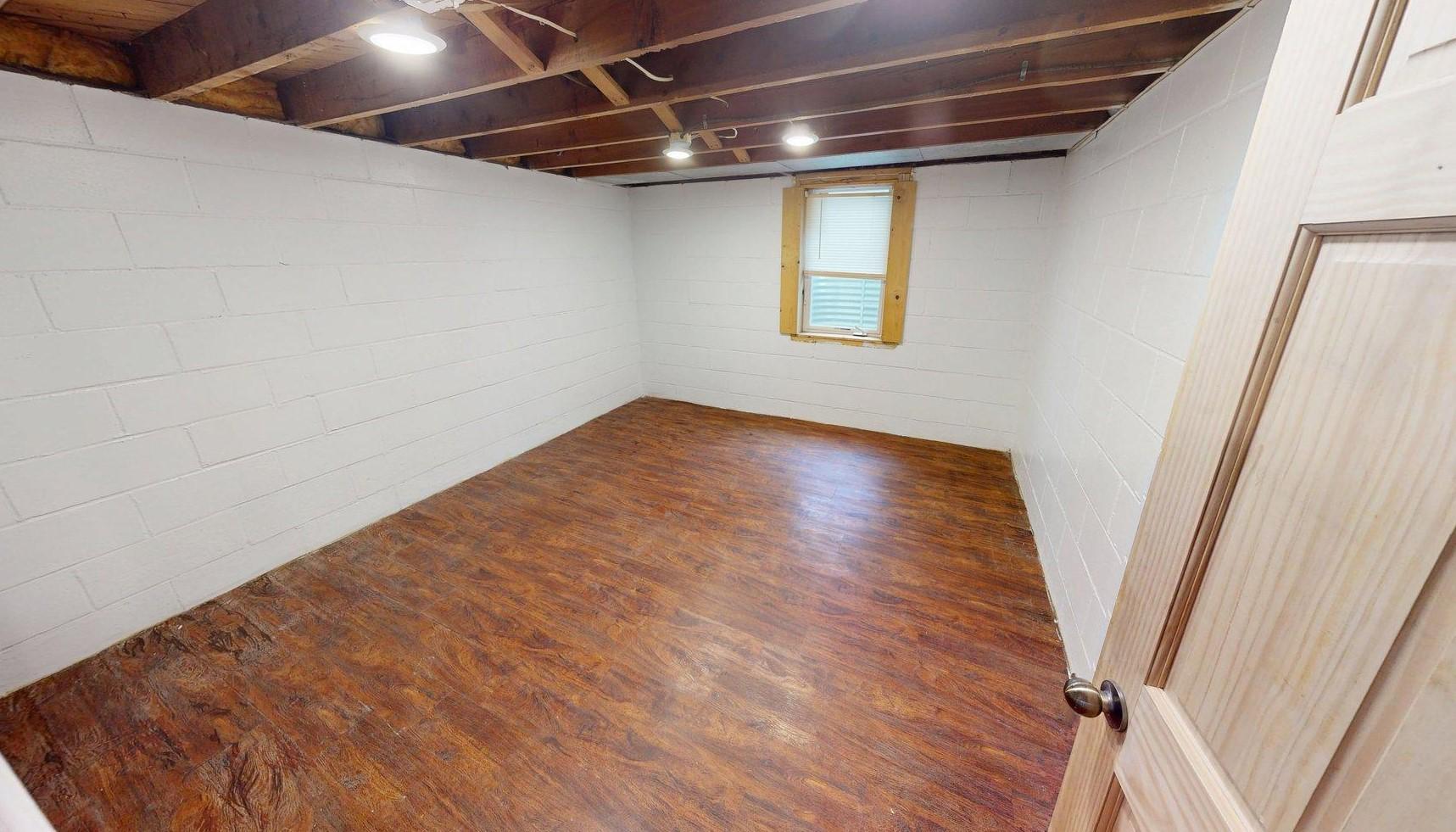 1004 6th Street Southwest Willmar, MN 56201 - Photo 8 of 15
