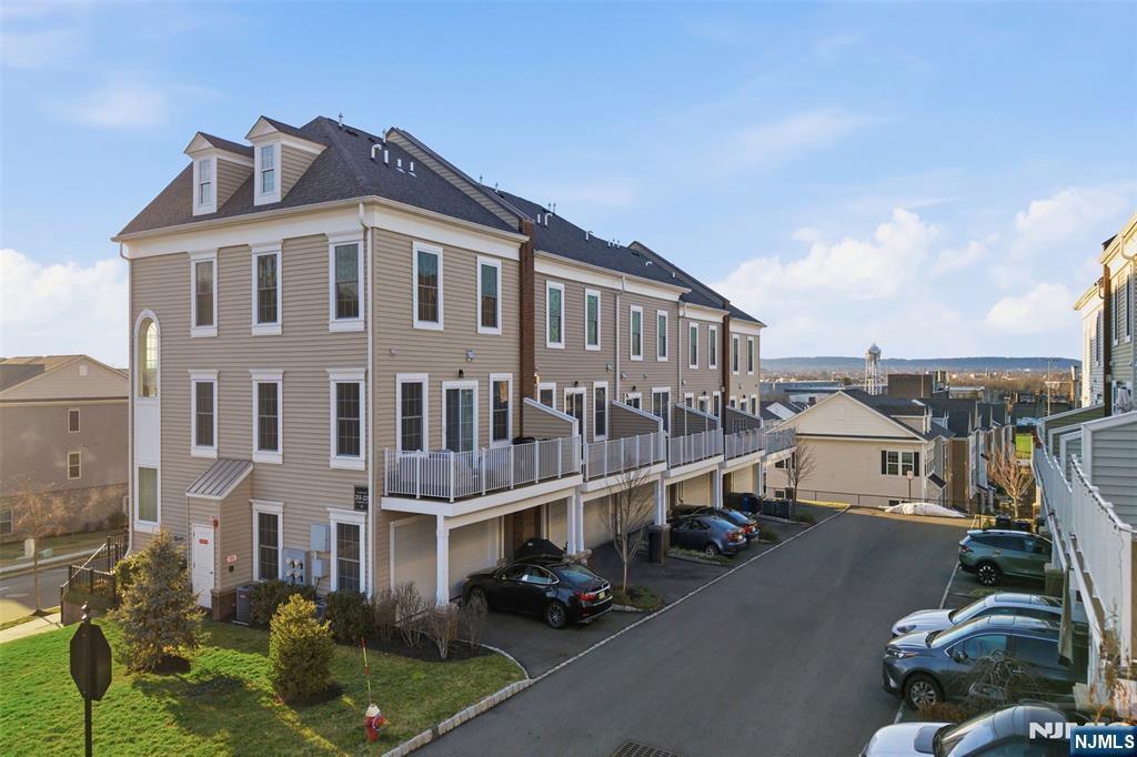 215 Roosevelt Drive Wood-Ridge, NJ 07075 - Photo 38 of 50