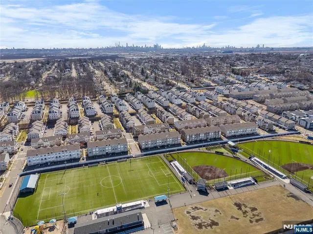 $4,800 | 215 Roosevelt Drive, Wood-Ridge, NJ 07075