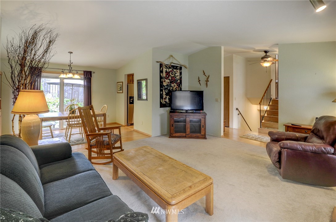 2631 178th Street Southeast Bothell, WA 98012 - Photo 2 of 26