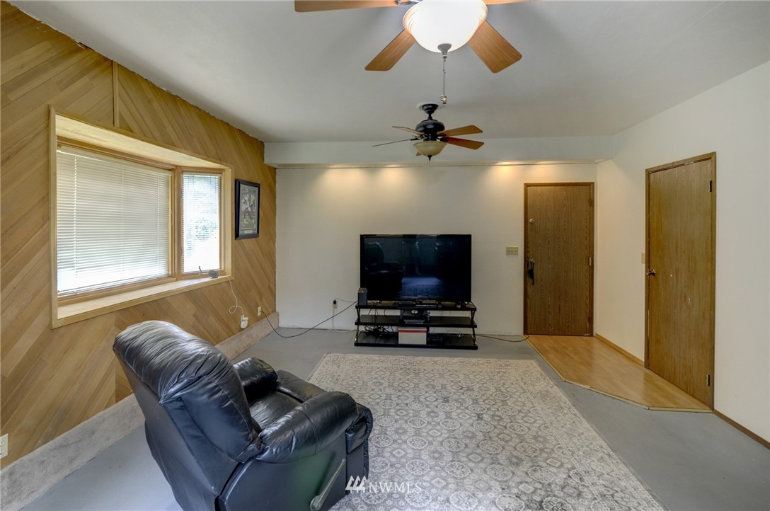 2631 178th Street Southeast Bothell, WA 98012 - Photo 18 of 26