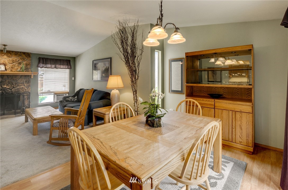2631 178th Street Southeast Bothell, WA 98012 - Photo 5 of 26