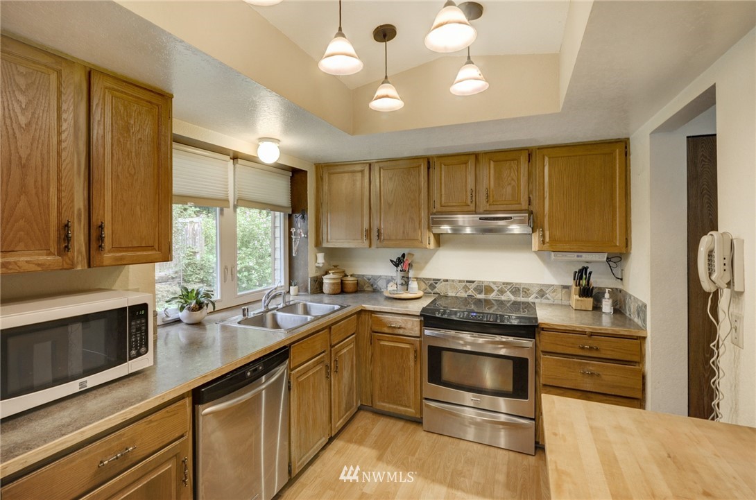 2631 178th Street Southeast Bothell, WA 98012 - Photo 10 of 26
