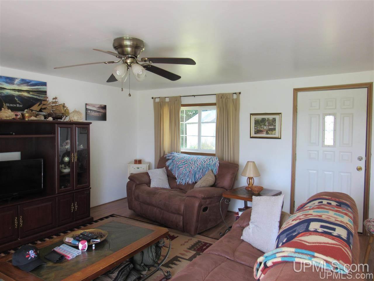 19060 Collins Road Lanse, MI 49946 - Photo 13 of 41 Gallery Image 13