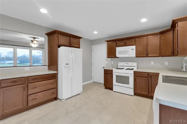 $2,650 | 940 Reserve Road, West Seneca, NY 14224