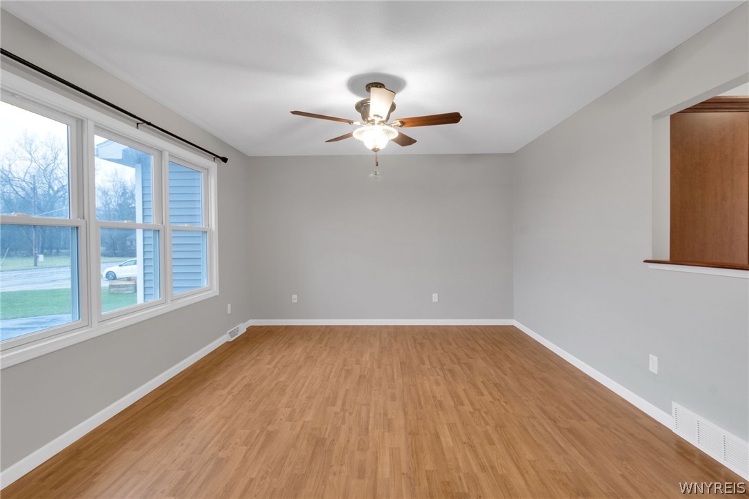 940 Reserve Road West Seneca, NY 14224 - Photo 5 of 35