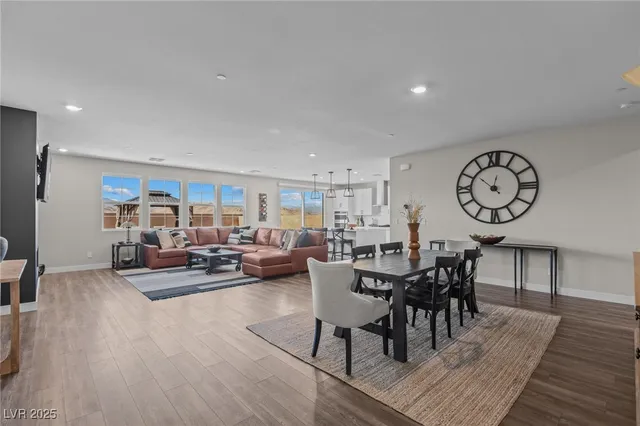 $769,900 | 2661 Cava Tirreni Street, Henderson, NV 89044