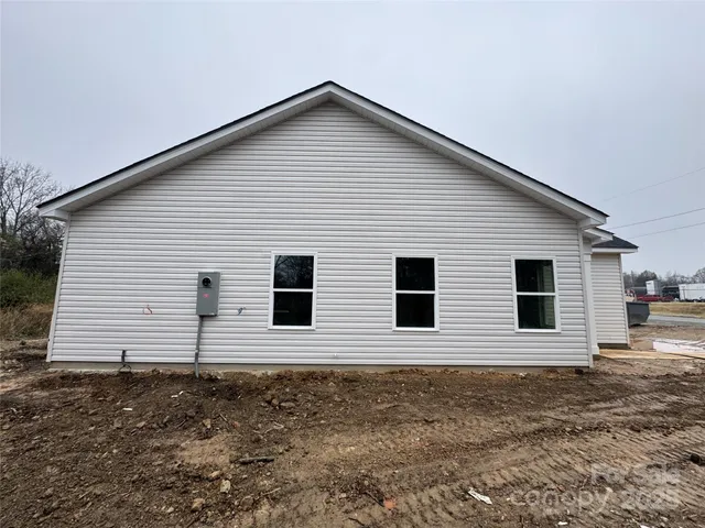 $324,950 | 4470 Kingsbury Drive, Midland, NC 28107