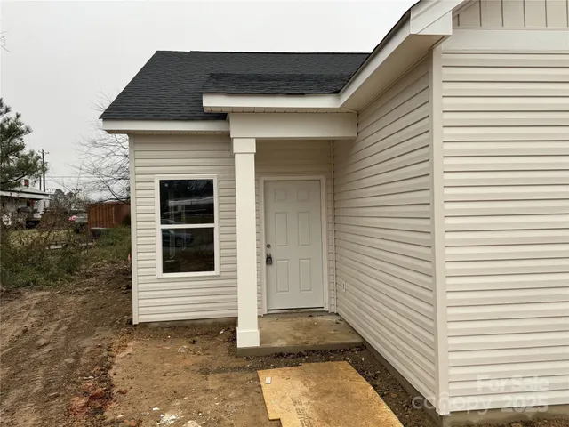 $324,950 | 4470 Kingsbury Drive, Midland, NC 28107