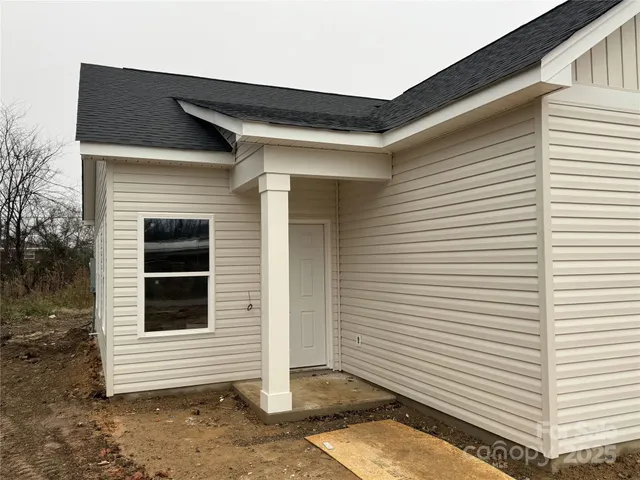 $324,950 | 4470 Kingsbury Drive, Midland, NC 28107