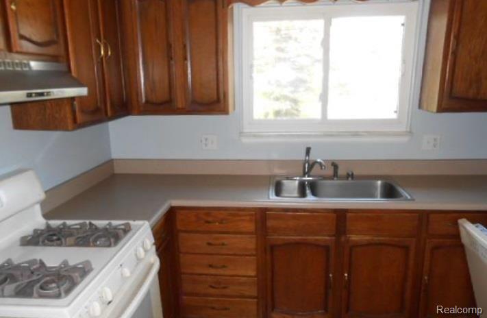 7075 Platt Road Ypsilanti, MI 48197 - Photo 8 of 15 8.jpg