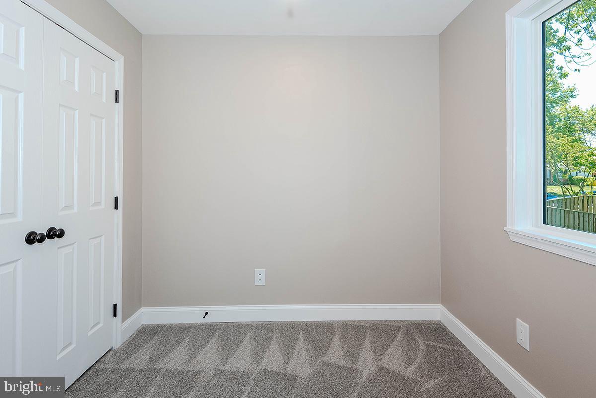 7730 Middlegate Court Pasadena, MD 21122 - Photo 23 of 51