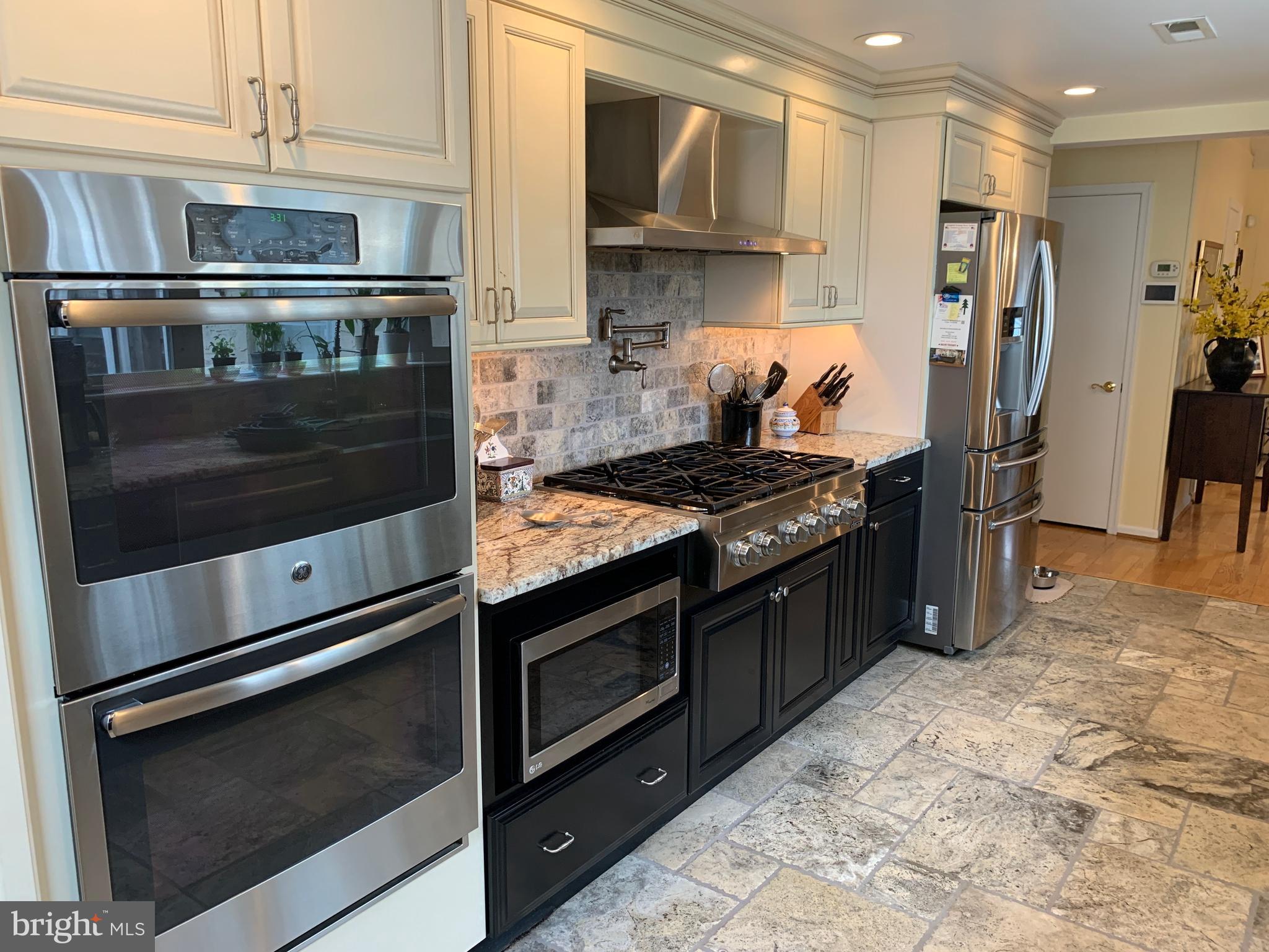 336 Hawarden Road Springfield, PA 19064 - Photo 16 of 65 Cooking center
