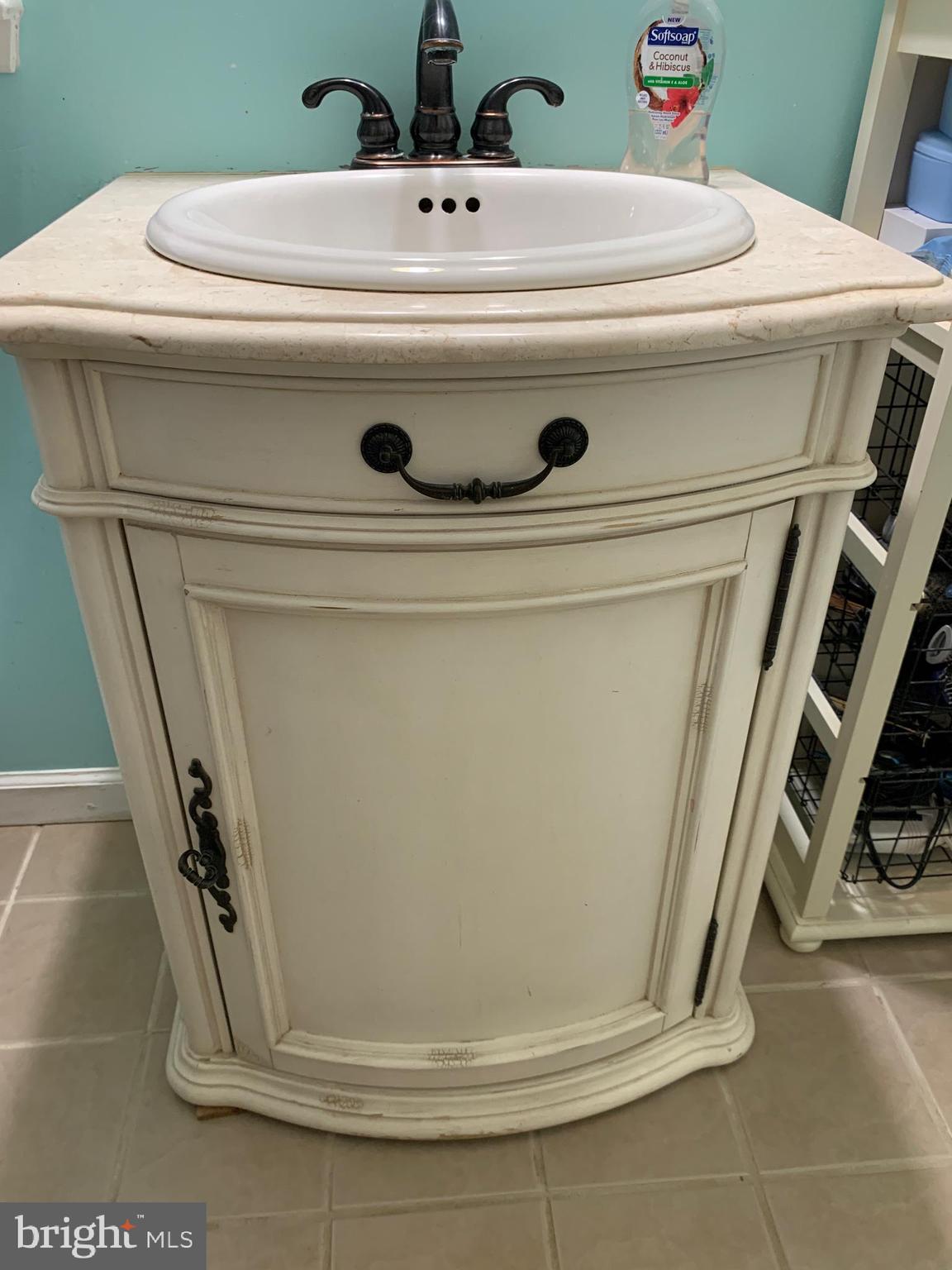 336 Hawarden Road Springfield, PA 19064 - Photo 49 of 65 Vanity