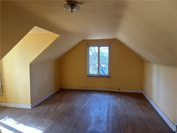 $99,900 | 225 Old Leechburg Road, Pittsburgh, PA 15239