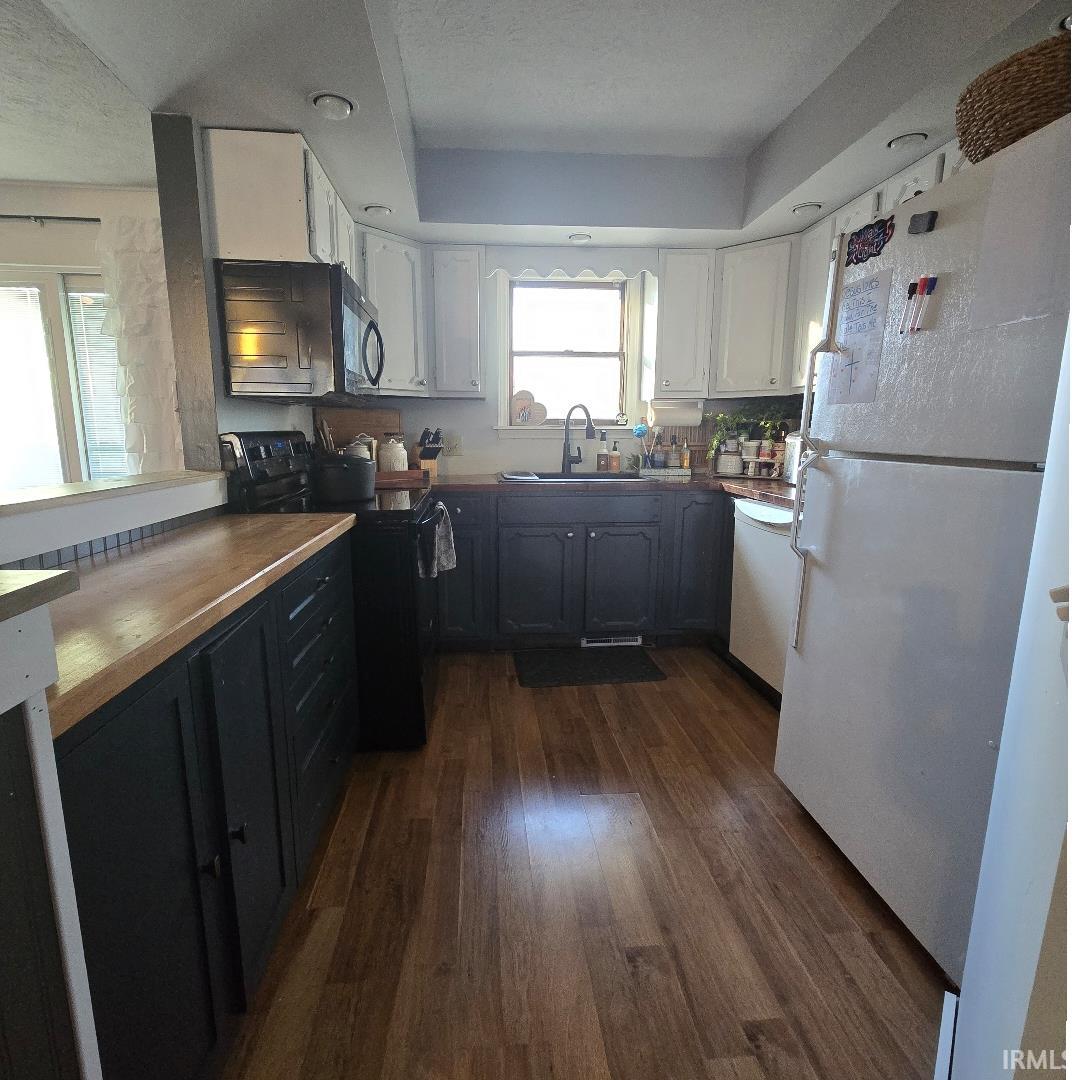 307 West 5th Street Brookston, IN 47923 - Photo 3 of 8