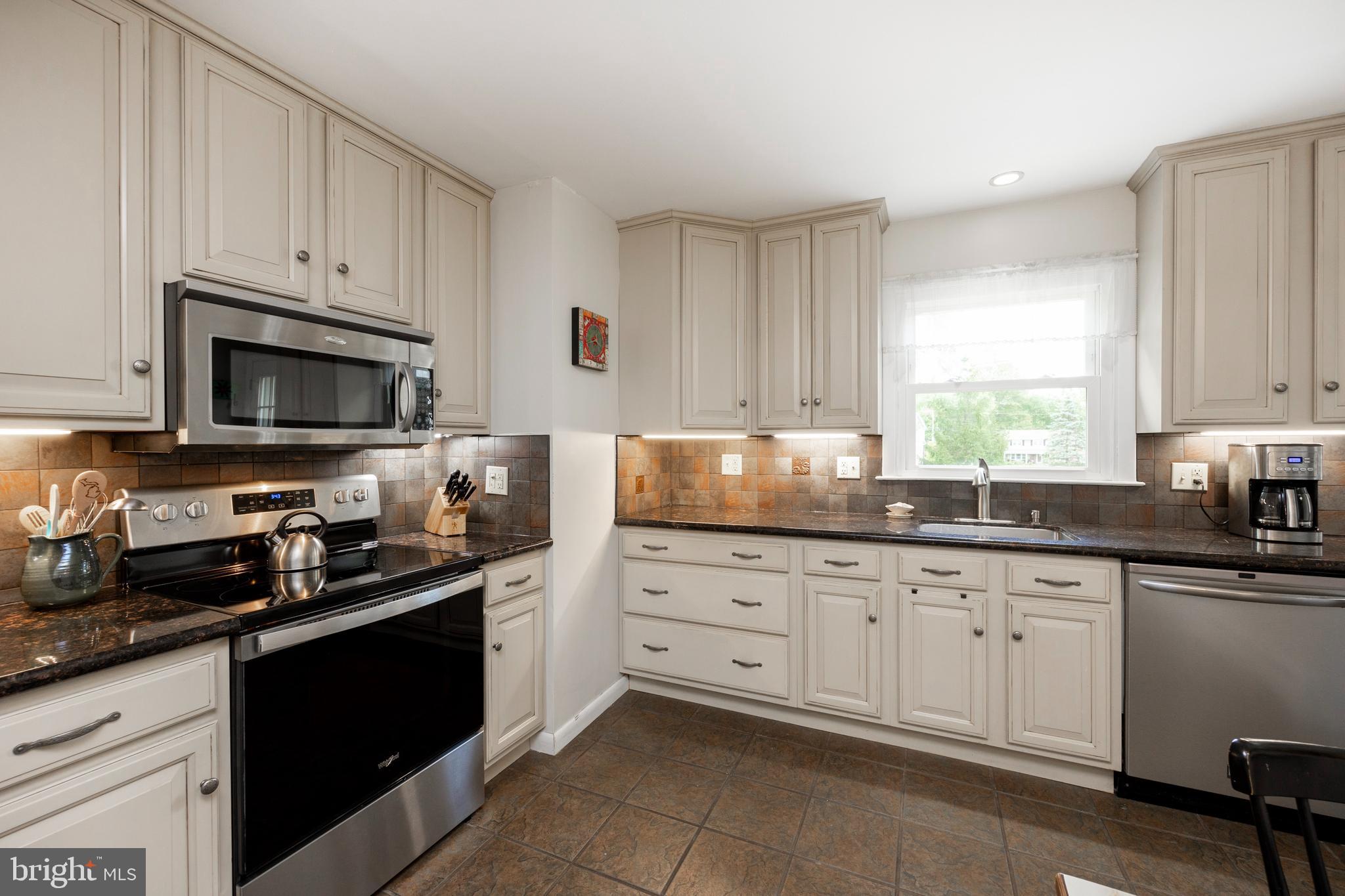 107 Lori Circle Exton, PA 19341 - Photo 13 of 45